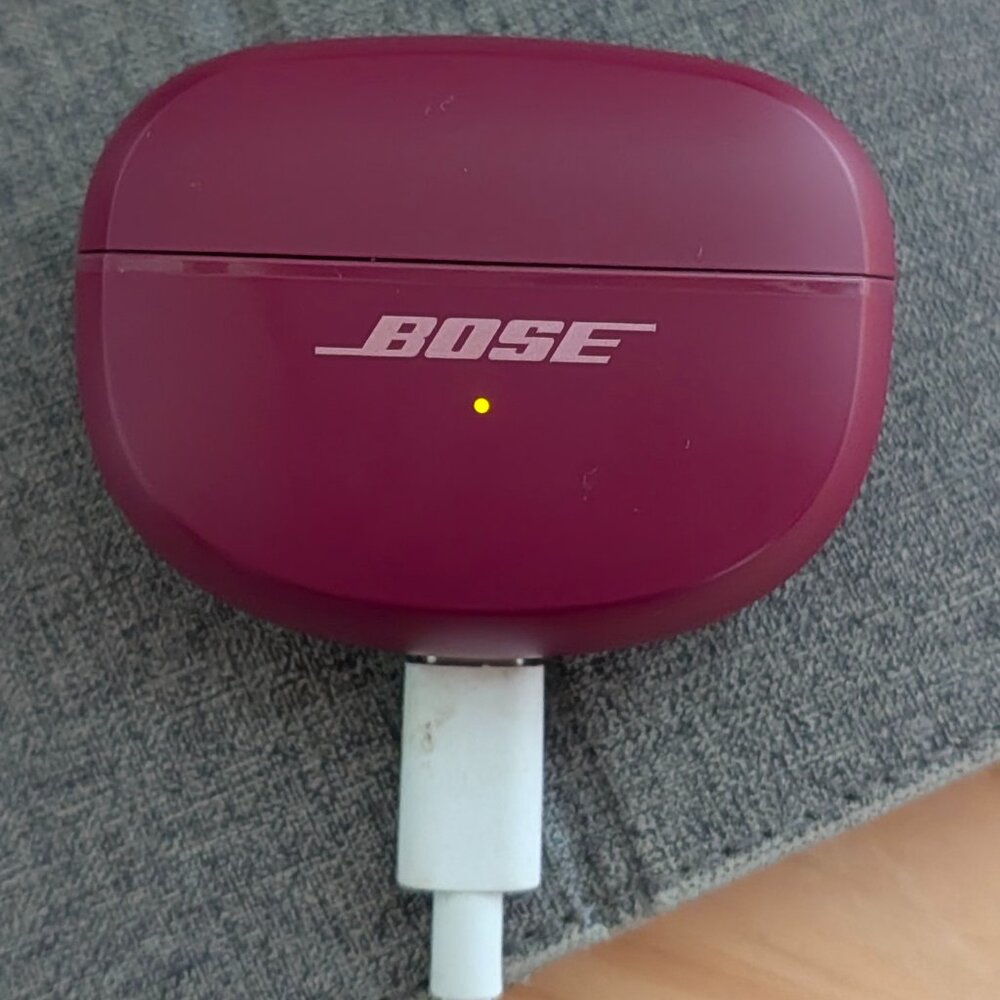 Bose Ultra Open Earbuds - Red/Wine color - work perfectly
